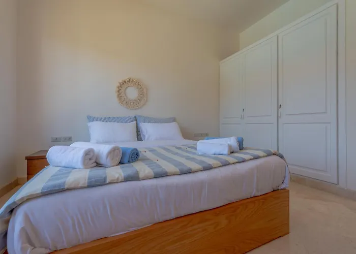 Stunning Poolhouse Duplex - 3 Bedrooms - South Marina - El Gouna *